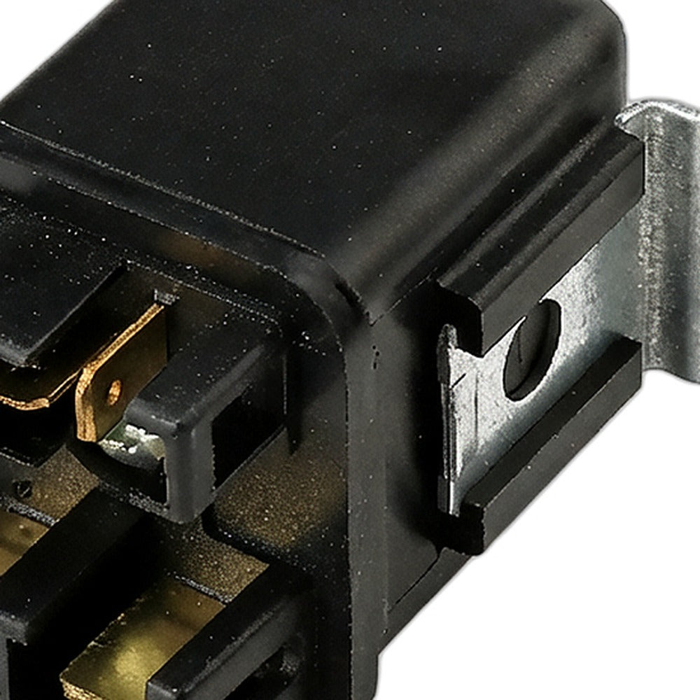 1003UN260419S01 - XQ1