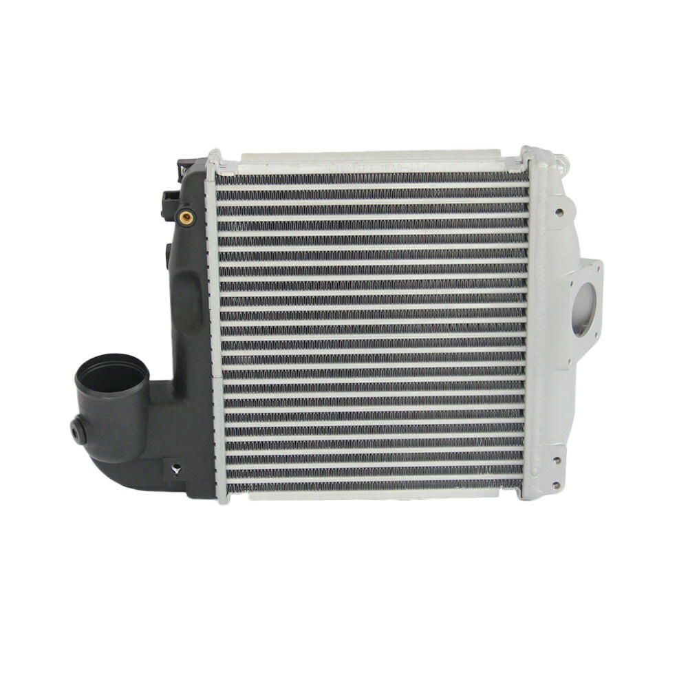 Intercooler Suitable For Toyota Hilux KUN16R KUN26R 3.0L Turbo Diesel 2005–2017 or Mitsubishi Pajero NH 1986–1991.