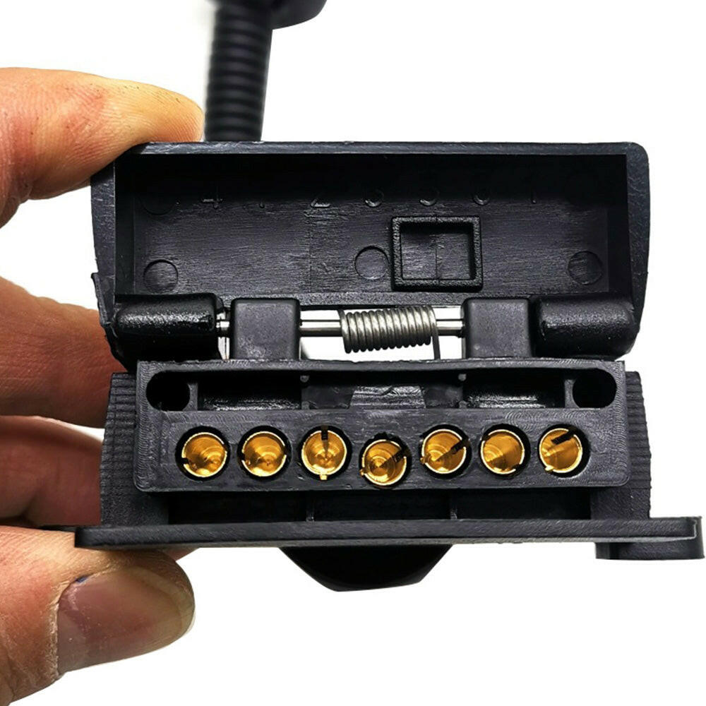 13 Pin Plug to 7 Pin Flat Socket Suitable For Trailer Caravan Wiring Connector.