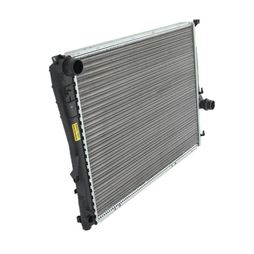 Radiator 360mm Suitable For Subaru Forester XT XS EJ25 2.5L Impreza 1.6L 1.8L.