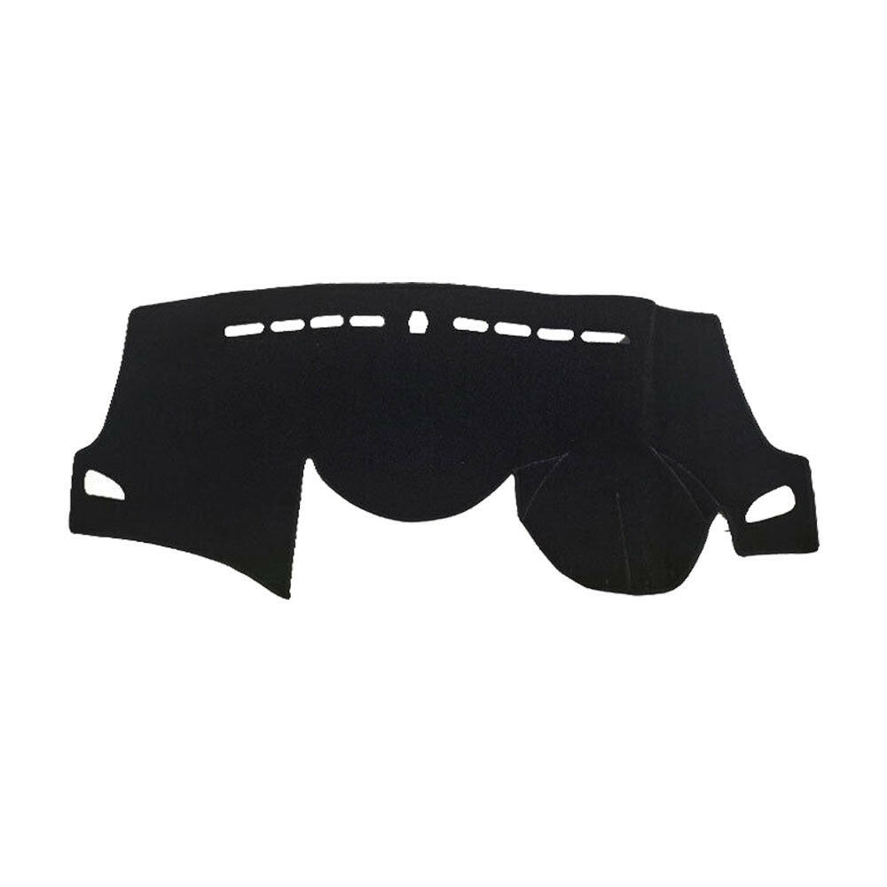 Non-Slip Dash Mat Suitable For Hyundai i30 Hatch 2012-2017 Black Dashboard Cover.