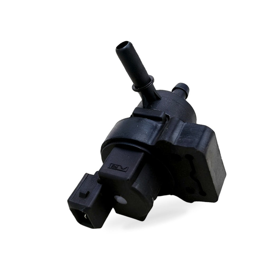 Solenoid Valve Suitable for Mercedes C-Class W203 W204 CLK 0004703993 2124702793 - BD2
