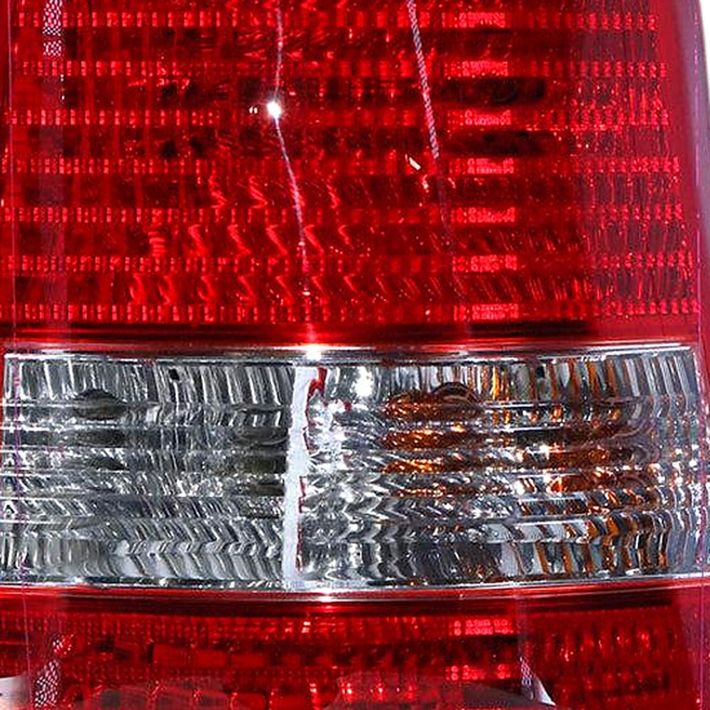 Tail Lamp Driver Side Suitable for Kia Carnival Sedona 2002-2006 KV11 - XQ1