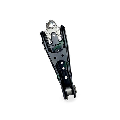 Front Lower Left Right Control Arms with Ball Joints Suitable for Toyota HiAce - BD4