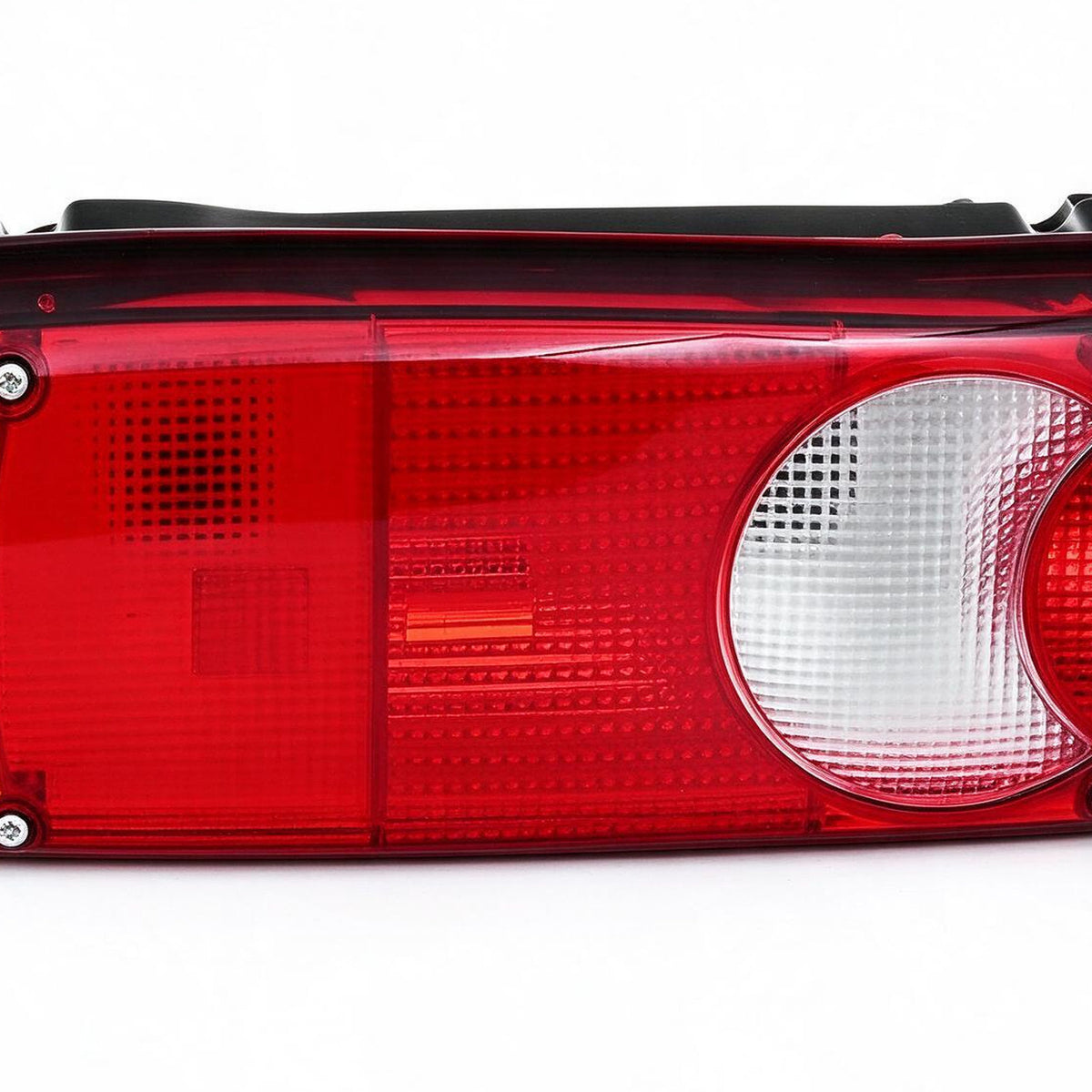 Tail Light AM Halogen Left Hand Suitable for Universal Truck Models - XQ1
