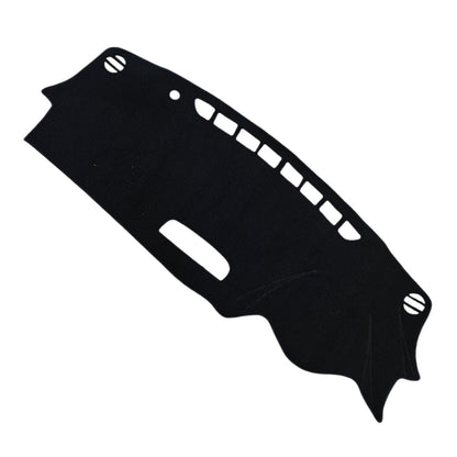 Non-Slip Dash Mat Suitable for Mazda CX3 DK 2.0 (2015-2023).