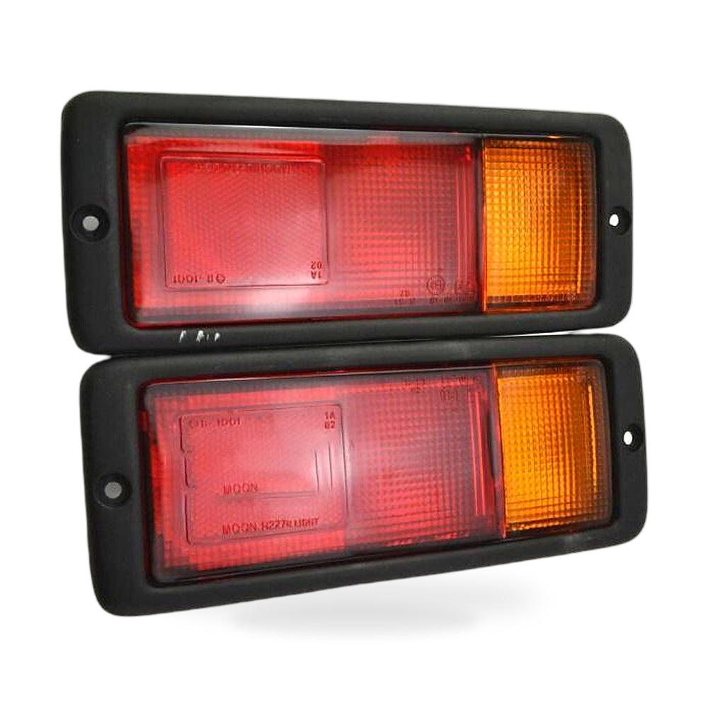 Rear Bumper Fog Light Rear Right Suitable for Mitsubishi Pajero V31 V32 V33 V43 - ZT3