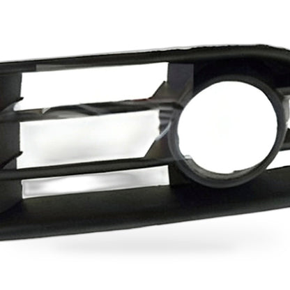 Right Fog Light Grille Front Bumper Suitable for VW Polo 9N 02-05 6Q0853666 - XQ1