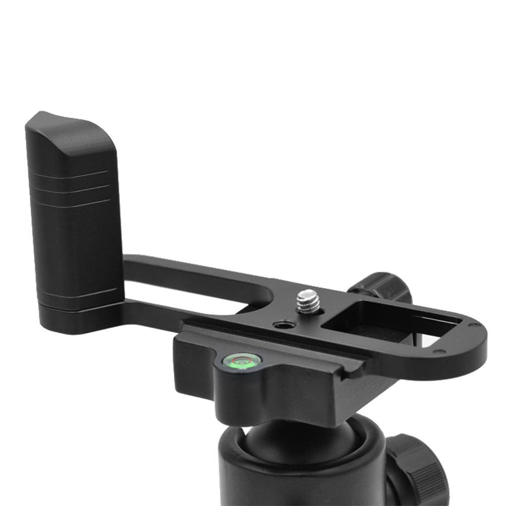 Metal Camera Hand Grip Holder with Arca Swiss Plate Bracket Suitable For Leica Q2.