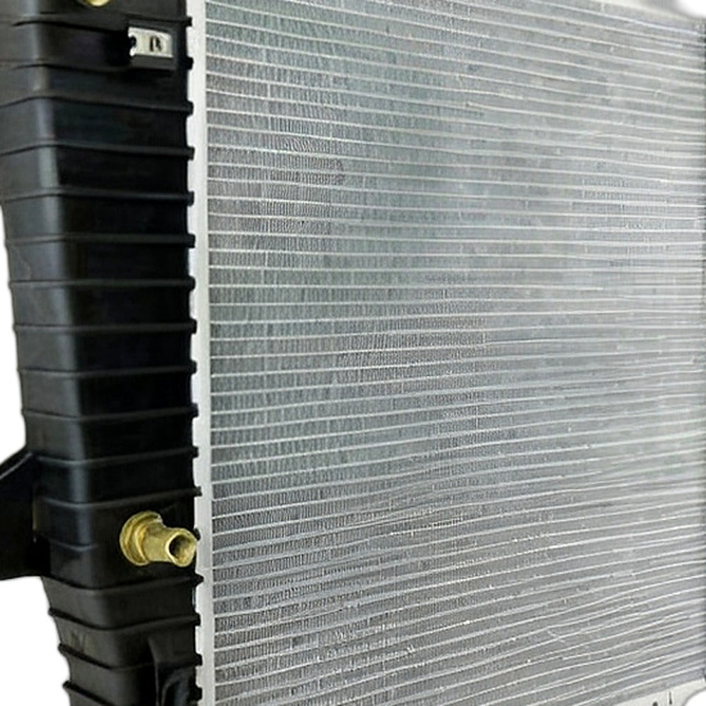 Heavy Duty Radiator Suitable for Ford Explorer II 4.0L V6 1994-1997 Auto Manual - XQ1