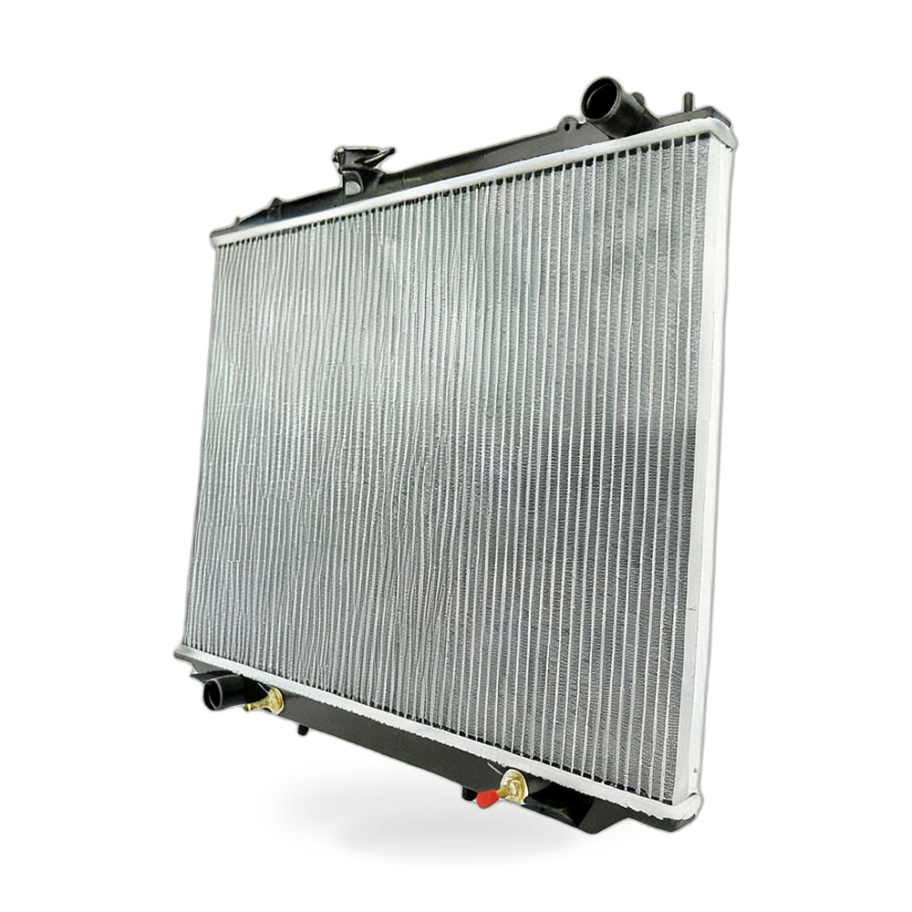 Radiator Suitable for Nissan Terrano R20 2.4L Petrol 2.7L 3.0L Diesel 1993-1999 - ZT3