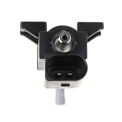 Turbocharger Boost Control Solenoid Valve Suitable for Audi A3 2.0L