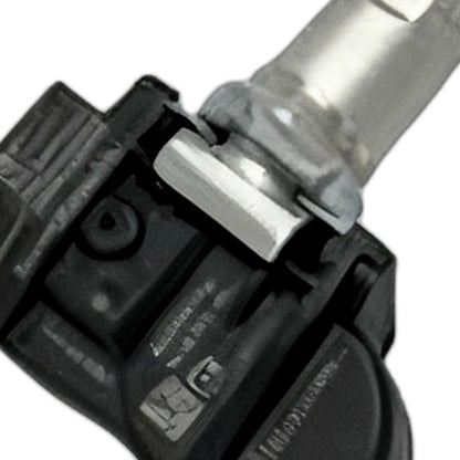 Tyre Pressure Sensors TPMS Sensors Metal Valve Black for Hyundai H-1 H300 i800 i - XQ1
