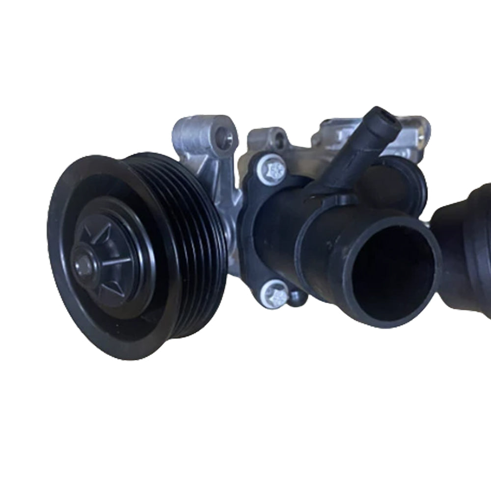 Water Pump Suitable for Mercedes A B GLA CLA W176 W246 X156 1.6L 2.0L