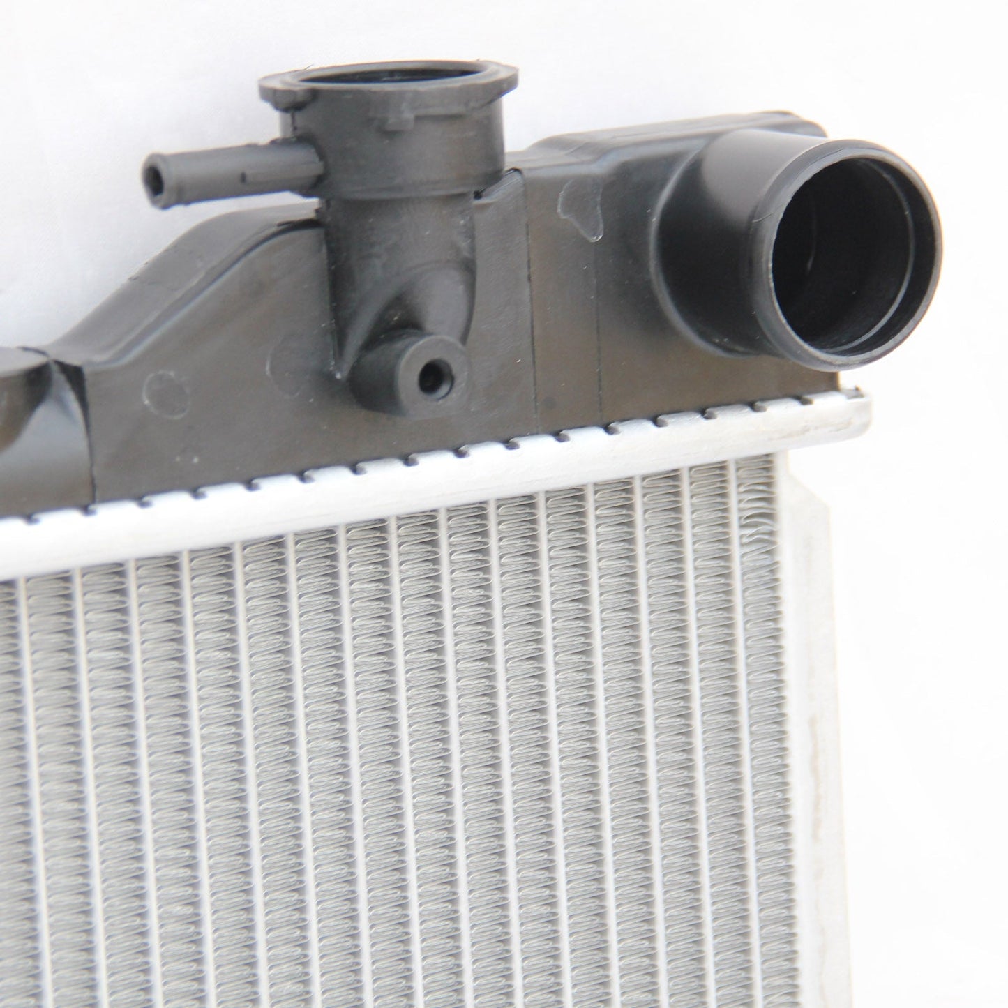 RADIATOR FIT SUBARU FORESTER IMPREZA WRX EJ20 2. 0L Non Turbo AT MT 97-02.