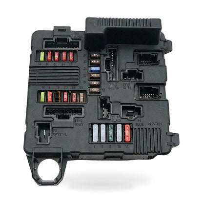Fuse Box 5118399300 Suitable for Renault Clio II Kangoo I Thalia I 8200306033 - ZT2