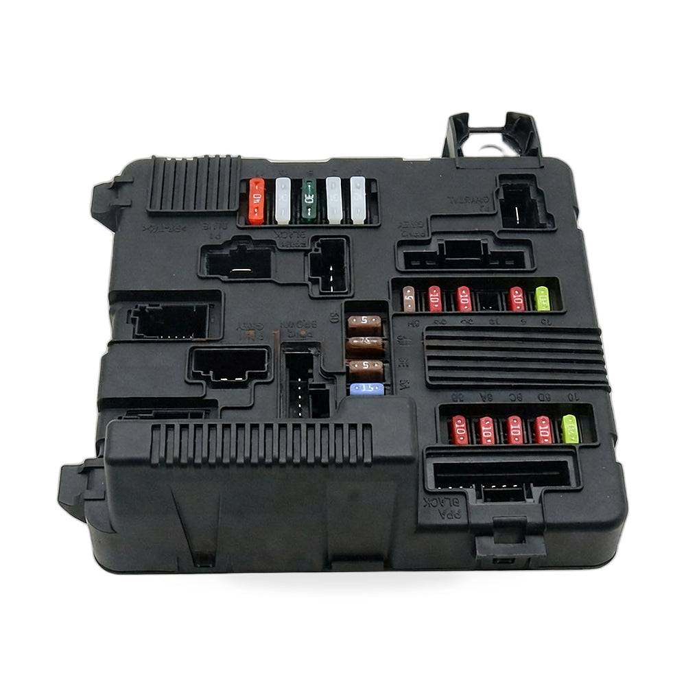 Fuse Box 5118399300 Suitable for Renault Clio II Kangoo I Thalia I 8200306033 - ZT3