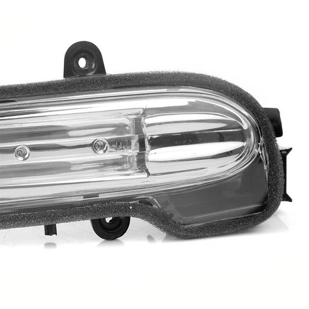 Right Mirror LED Indicator Lamp Suitable for Mercedes C Class W203