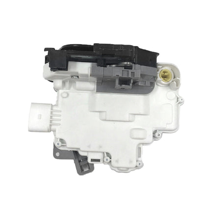 Front Right Door Lock Actuator 8J2837016A Suitable For Audi A4 / A5 / Q3 / Q5 / Q7 and VW Touareg
